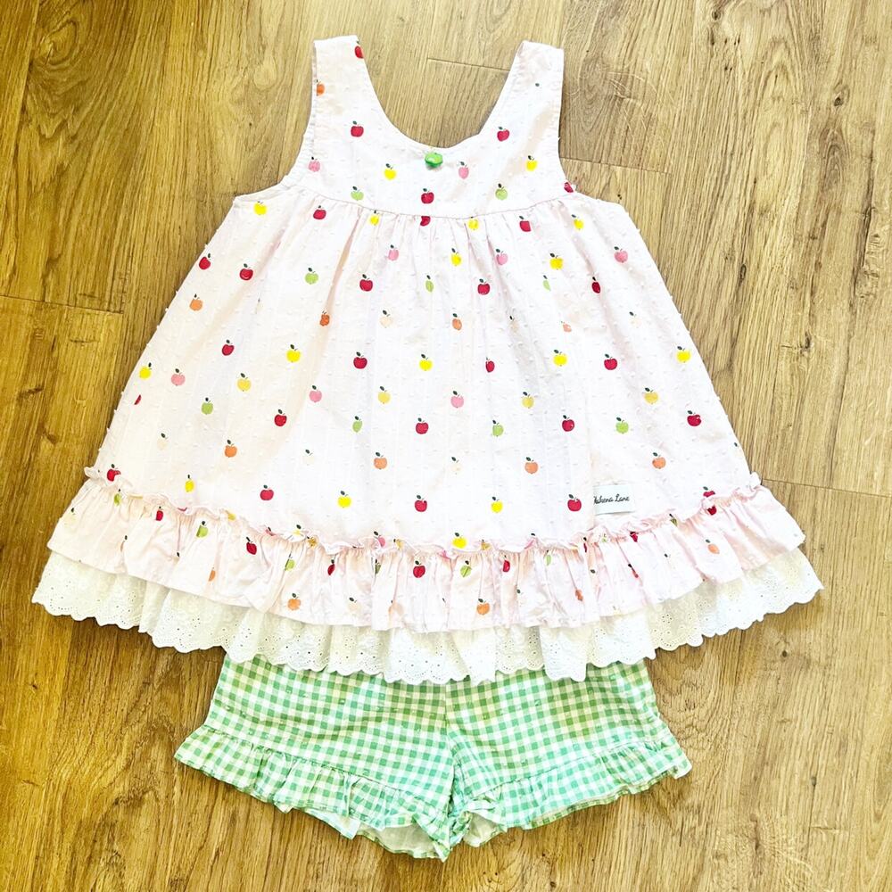 Makena Lane Apple Outfit